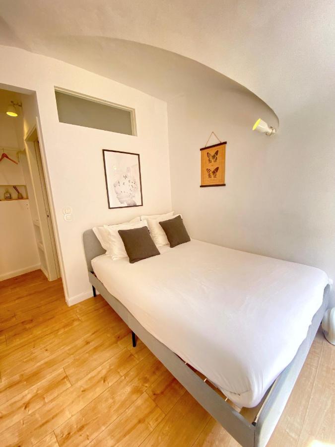 Cozy With Easy Access To Center Apartment *