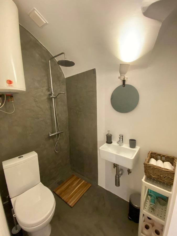 Cozy With Easy Access To Center