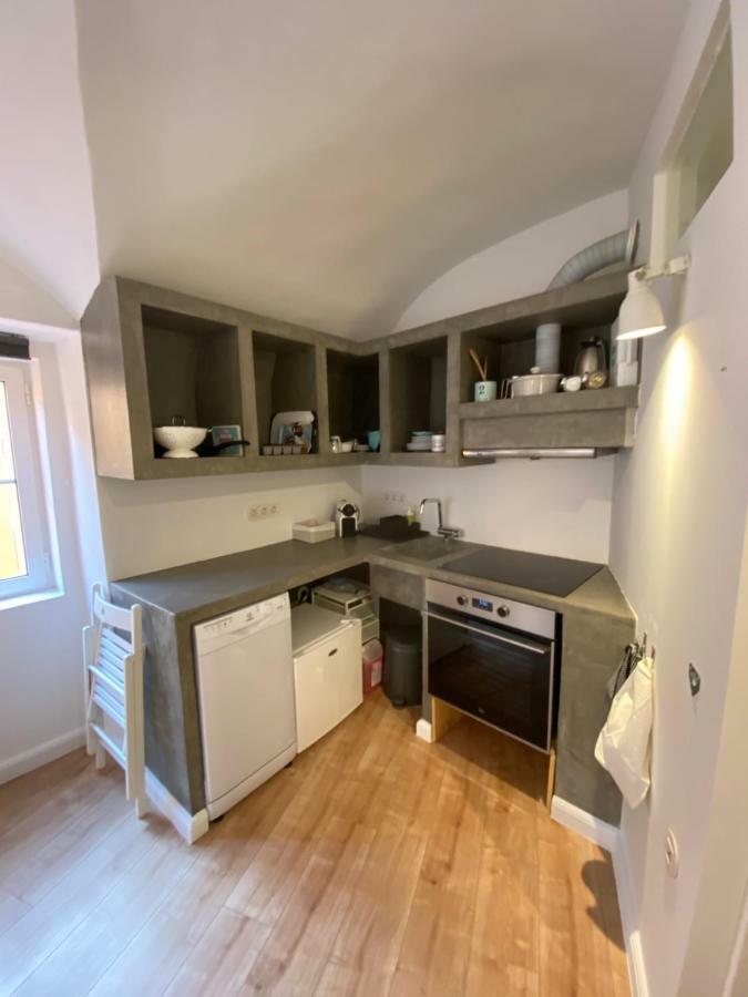 Cozy With Easy Access To Center * Lisbon